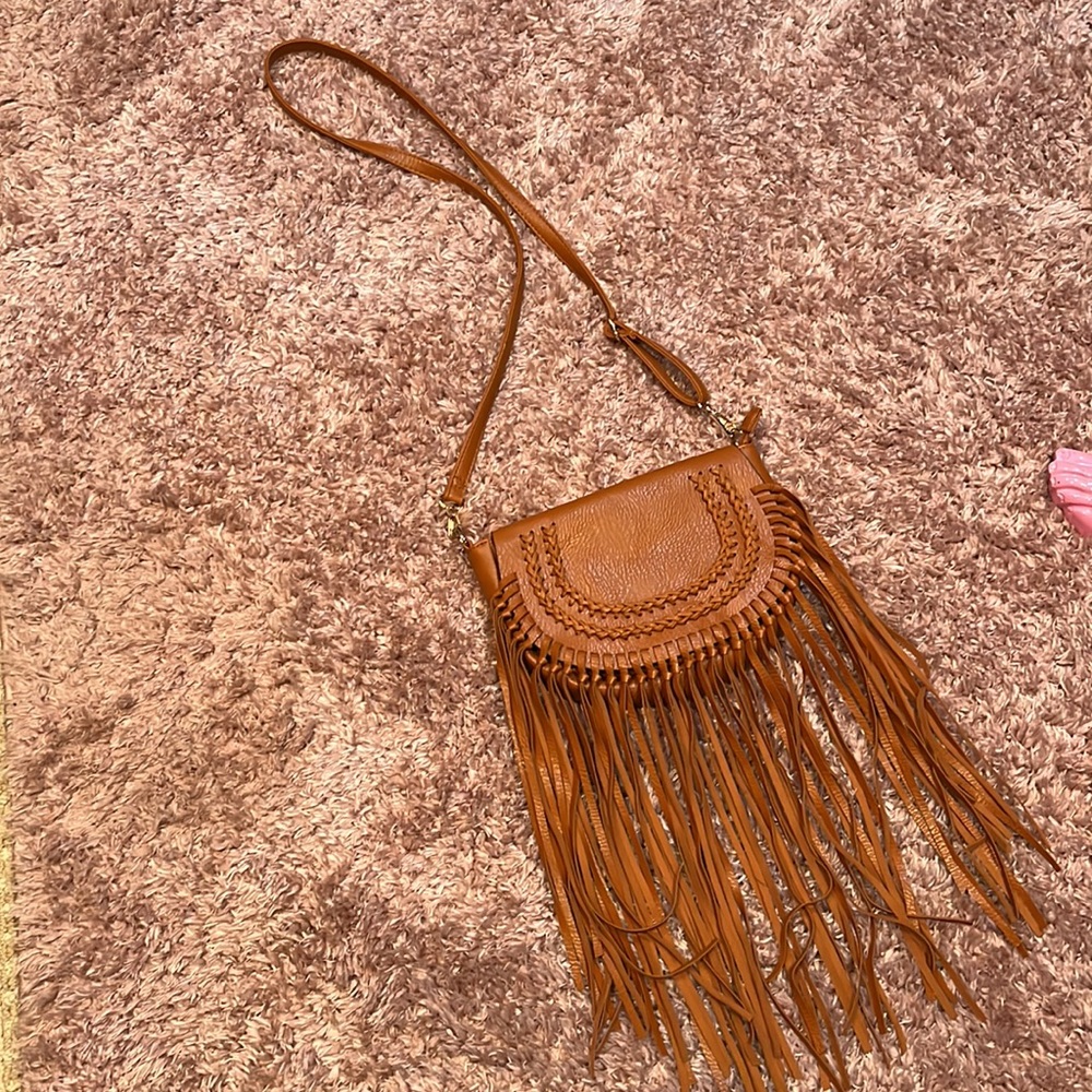 NWT BOHO CHIC FRINGE MSGR BAG - Picture 6 of 8